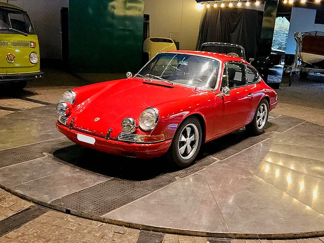 Porsche 911 2.0 benzine 1965 (marge) - afbeelding 1 van  1