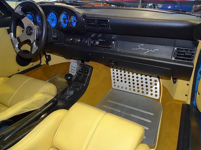 Porsche 911 (964) 3.6 'resto-mod' - afbeelding 13 van  46