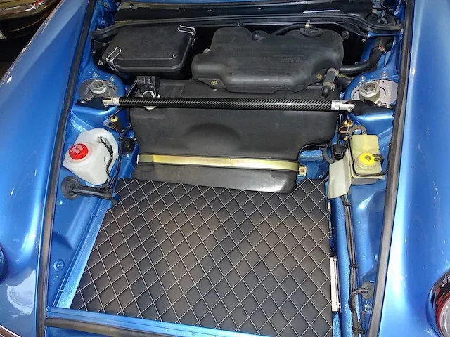 Porsche 911 (964) 3.6 'resto-mod' - afbeelding 18 van  46