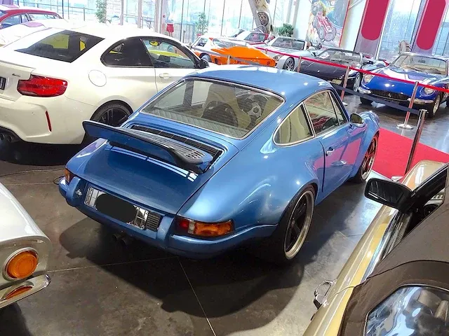Porsche 911 (964) 3.6 'resto-mod' - afbeelding 23 van  46