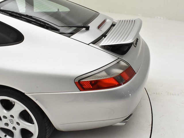 Porsche 911-996 carrera - afbeelding 37 van  45