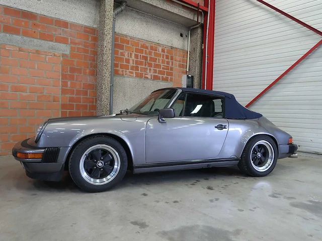 Porsche 911 carrera cabriolet - afbeelding 1 van  83