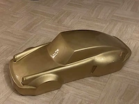 Porsche 911 sculptuur 140cm gold - afbeelding 2 van  5