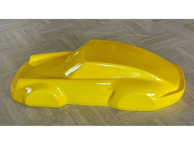 Porsche 911 sculptuur 140cm yellow - afbeelding 3 van  4