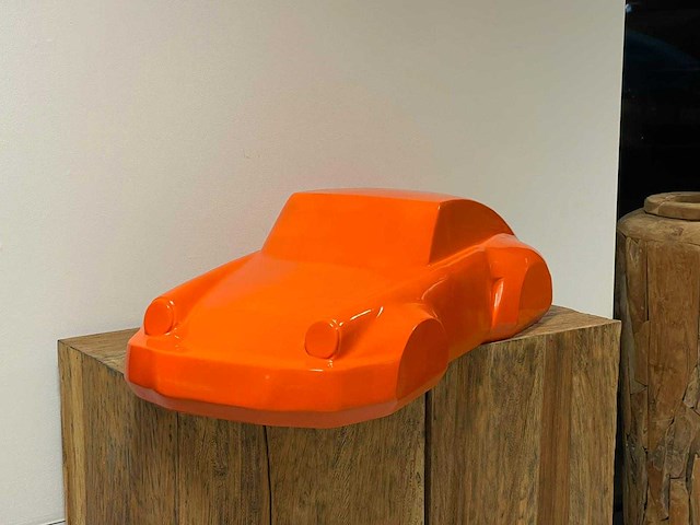 Porsche 911 sculptuur 90cm orange - afbeelding 2 van  3