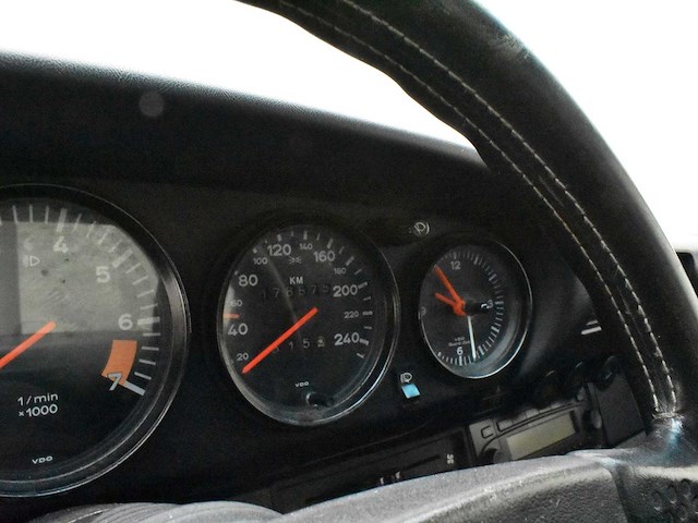 Porsche 911 targa - afbeelding 20 van  60