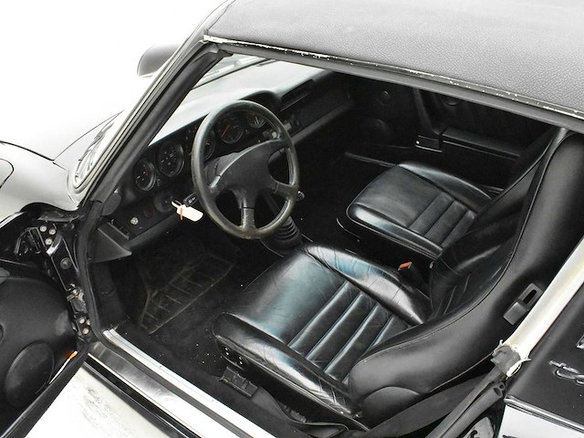 Porsche 911 targa - afbeelding 38 van  60