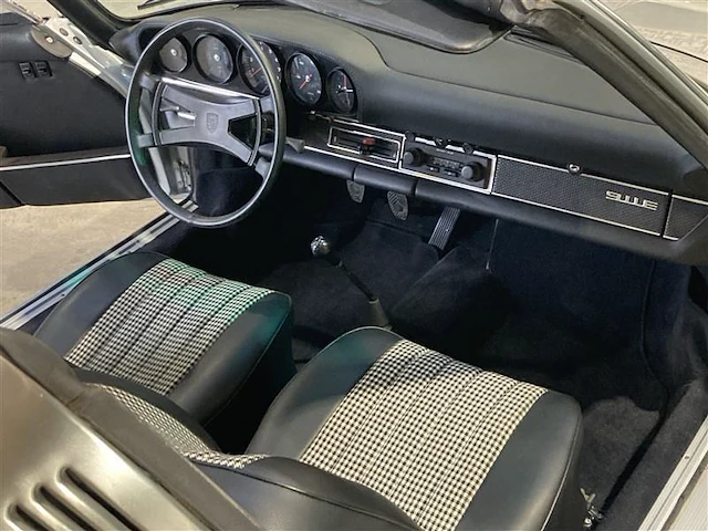 Porsche 911e targa, 1970 - afbeelding 17 van  42