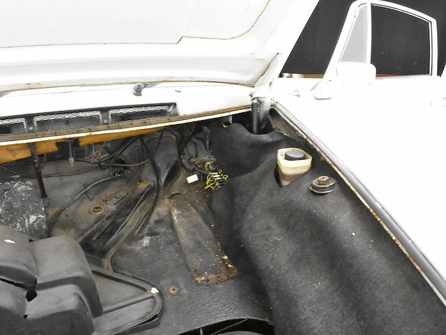 Porsche 912 - afbeelding 31 van  44