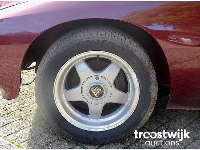 Porsche 924 (barn-find) - afbeelding 2 van  30