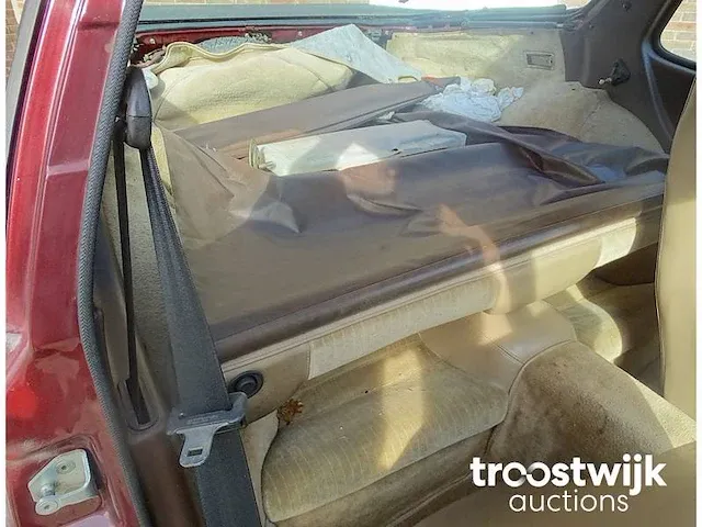 Porsche 924 (barn-find) - afbeelding 8 van  30