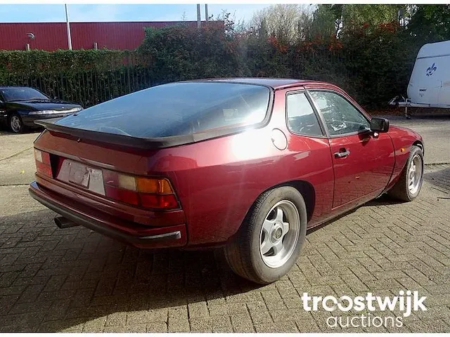 Porsche 924 (barn-find) - afbeelding 26 van  30