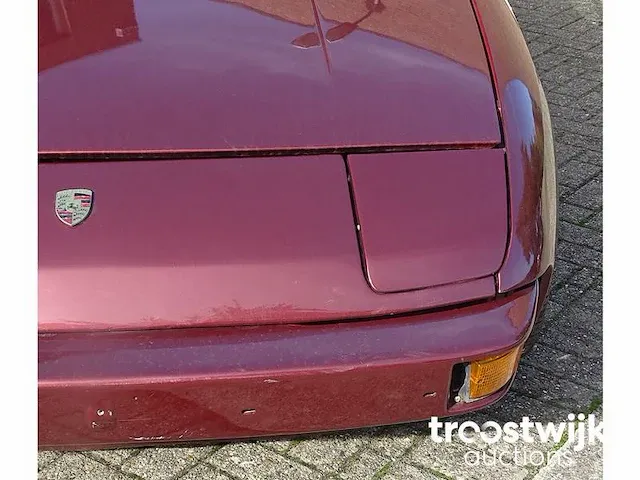 Porsche 924 (barn-find) - afbeelding 30 van  30