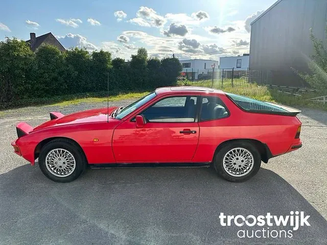 Porsche 924 - afbeelding 8 van  11