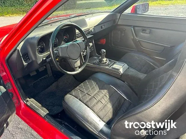 Porsche 924 - afbeelding 10 van  11