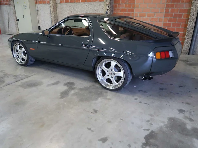 Porsche 928 s - afbeelding 14 van  107