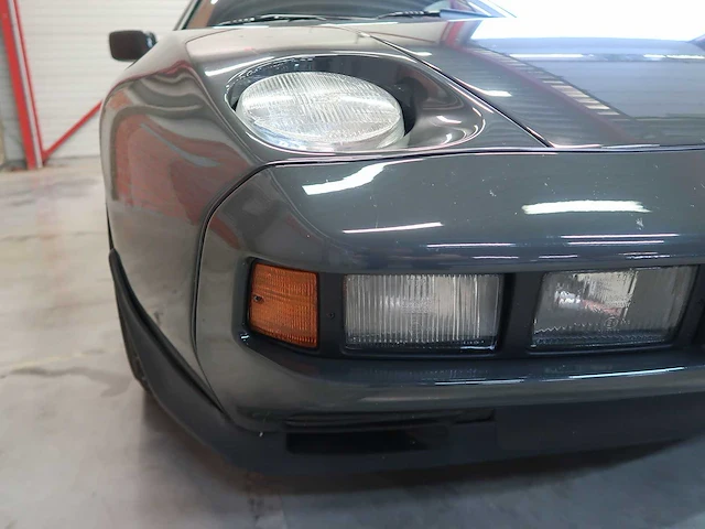 Porsche 928 s - afbeelding 19 van  107