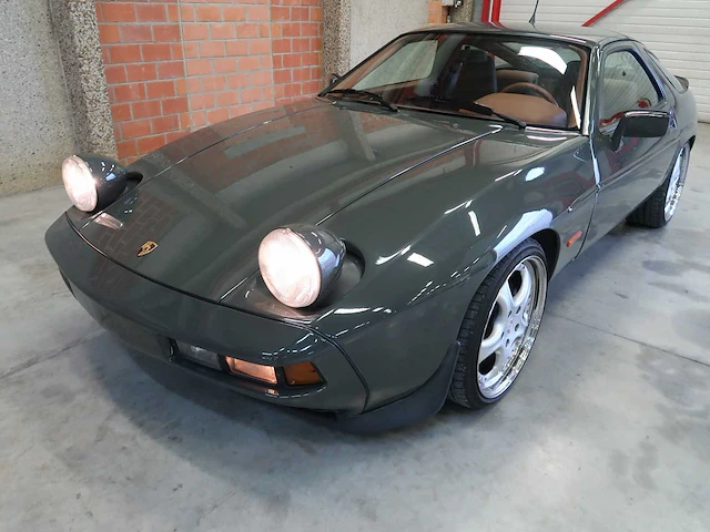 Porsche 928 s - afbeelding 46 van  107