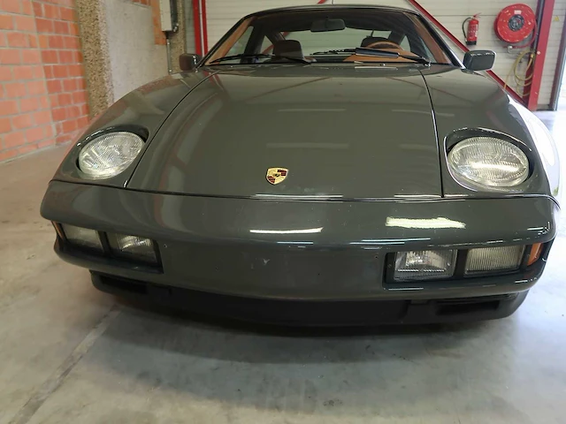 Porsche 928 s - afbeelding 5 van  107
