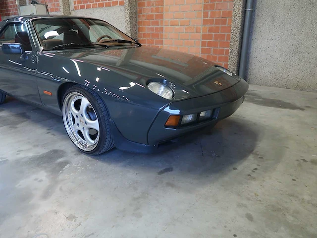 Porsche 928 s - afbeelding 89 van  107