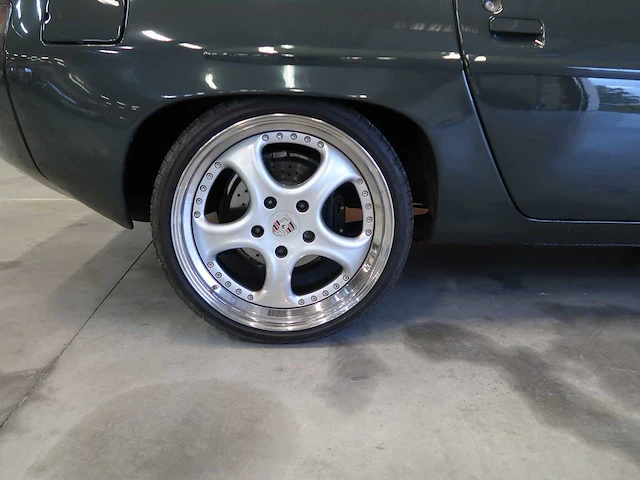 Porsche 928 s - afbeelding 92 van  107