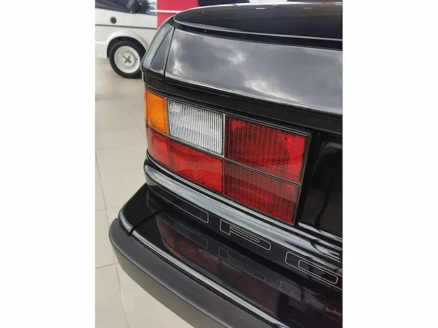 Porsche 944 cabriolet s2 - afbeelding 2 van  21