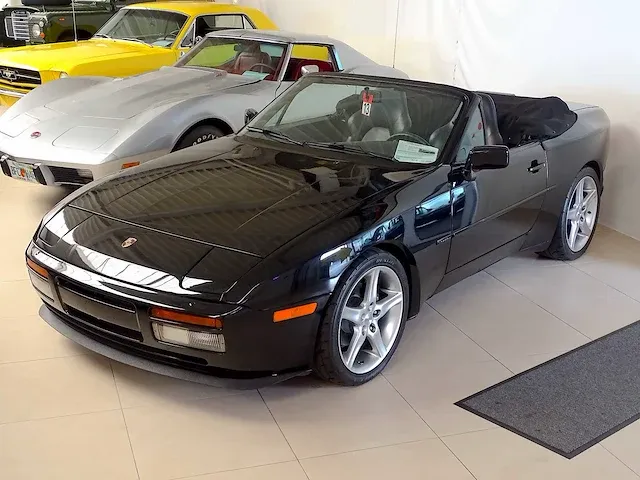 Porsche 944 cabriolet s2 - afbeelding 1 van  21