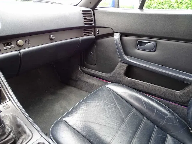 Porsche 944 cabriolet s2 - afbeelding 32 van  46