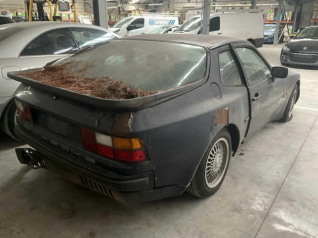 Porsche 944 - afbeelding 34 van  38