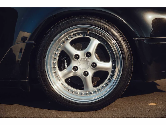 Porsche 964 turbo 3.3l ***no reserve*** - afbeelding 2 van  100
