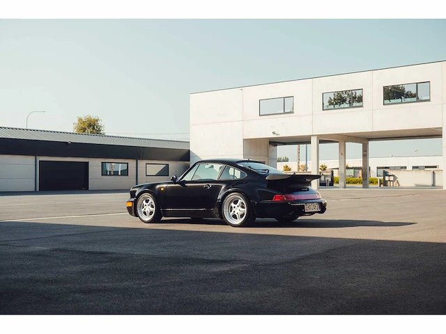 Porsche 964 turbo 3.3l ***no reserve*** - afbeelding 18 van  100