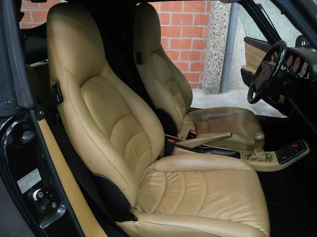Porsche 993 cabrio - afbeelding 74 van  100