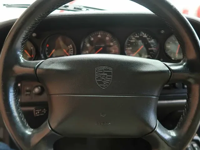 Porsche 993 cabrio - afbeelding 85 van  100
