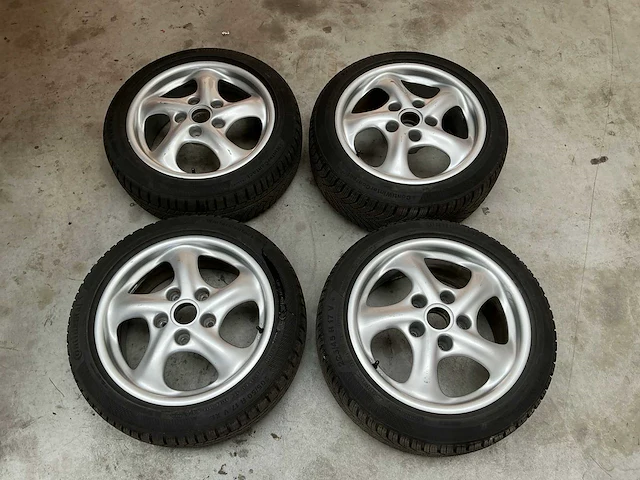 Porsche 996 4x velg + band - afbeelding 1 van  7