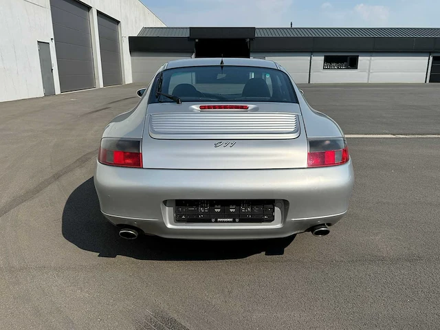 Porsche 996 - afbeelding 35 van  38