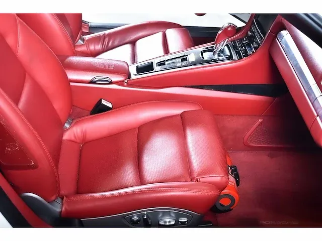 Porsche boxster s convertible 3,4l - 2013 - afbeelding 69 van  81