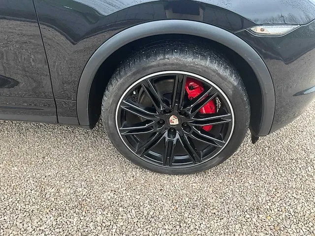 Porsche cayenne turbo lichte vracht 2012 - afbeelding 2 van  37