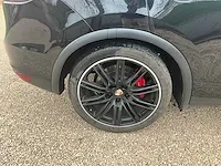 Porsche cayenne turbo lichte vracht 2012 - afbeelding 3 van  37