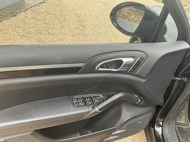 Porsche cayenne turbo lichte vracht 2012 - afbeelding 7 van  37