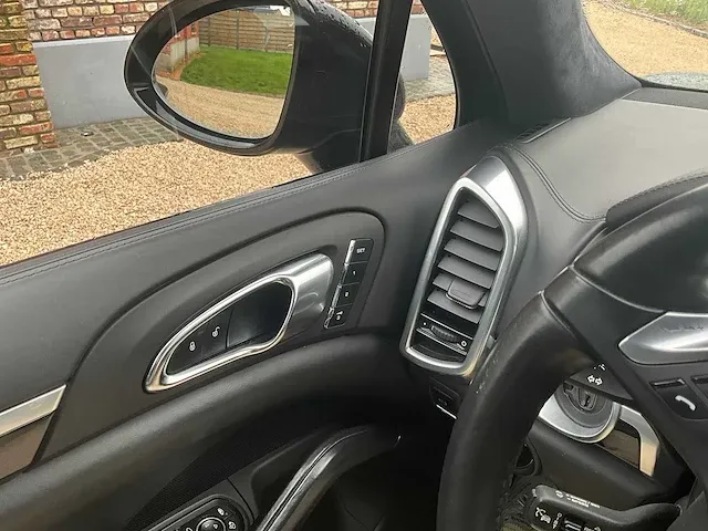 Porsche cayenne turbo lichte vracht 2012 - afbeelding 15 van  37