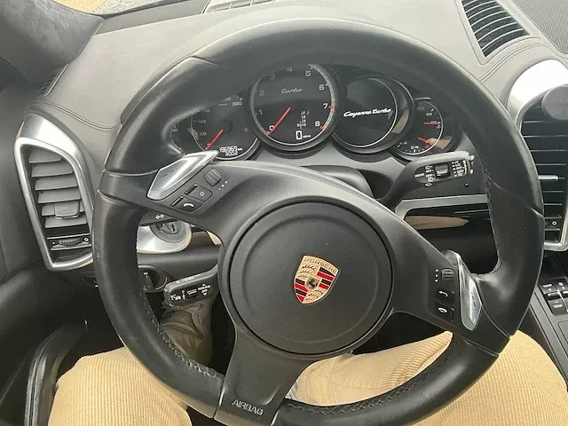 Porsche cayenne turbo lichte vracht 2012 - afbeelding 17 van  37