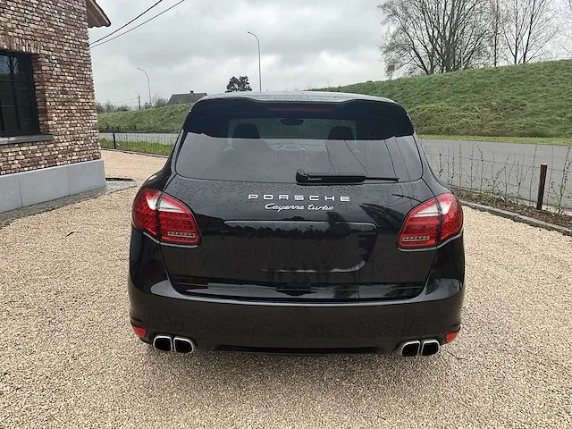 Porsche cayenne turbo lichte vracht 2012 - afbeelding 33 van  37