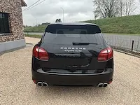 Porsche cayenne turbo lichte vracht 2012 - afbeelding 33 van  37