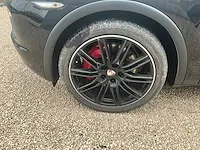 Porsche cayenne turbo lichte vracht 2012 - afbeelding 37 van  37