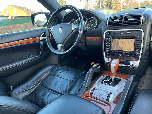 Porsche cayenne turbo s - afbeelding 16 van  28