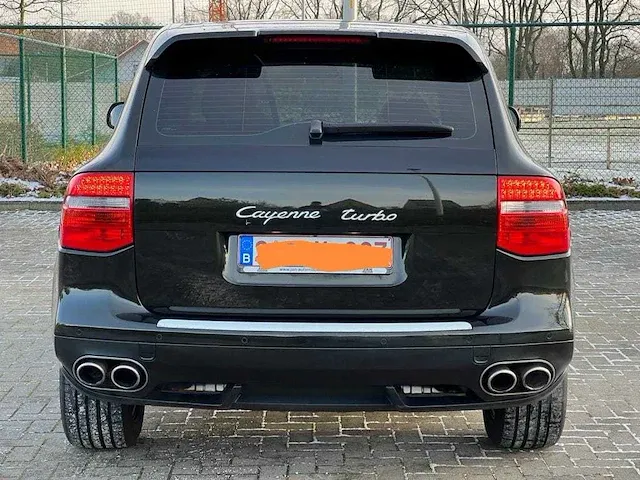 Porsche cayenne turbo s - afbeelding 24 van  28