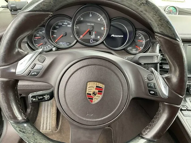 Porsche panamera - 2012 - afbeelding 6 van  42