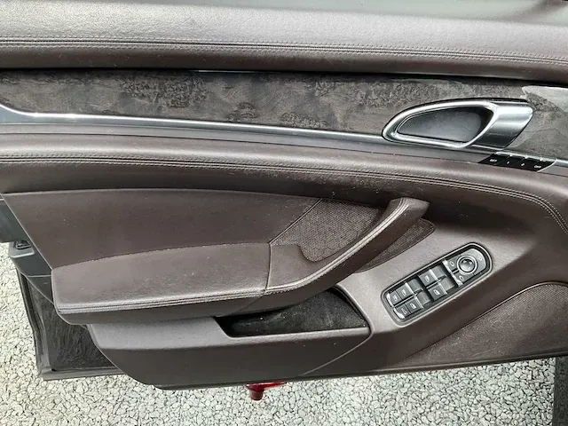 Porsche panamera - 2012 - afbeelding 15 van  42