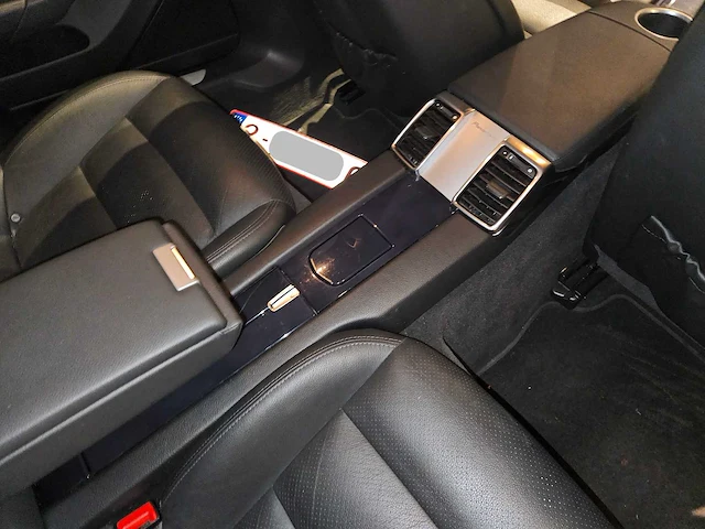 Porsche panamera 3.0 v6 diesel - afbeelding 17 van  52