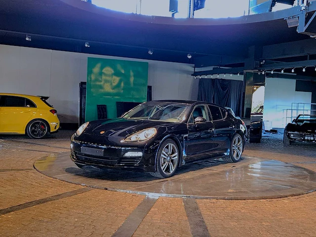 Porsche panamera 3.0 v6 diesel - afbeelding 12 van  52